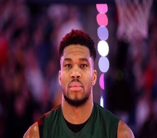 详解雄鹿正式通知留下字母哥：谈判延期到休赛期面临多种可能性