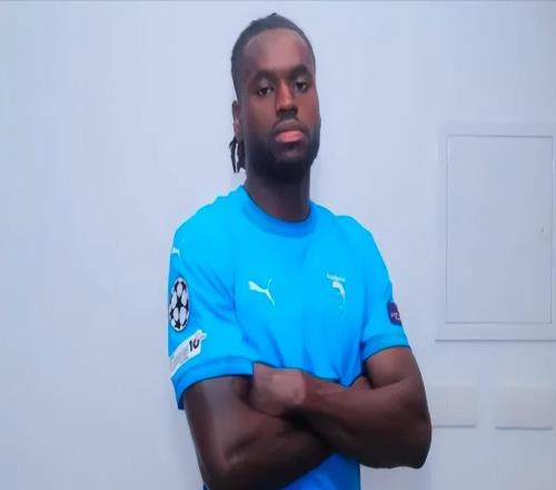 意外吗武磊“黑又硬”队友加盟重庆铜梁龙，本赛季欧冠速度第一