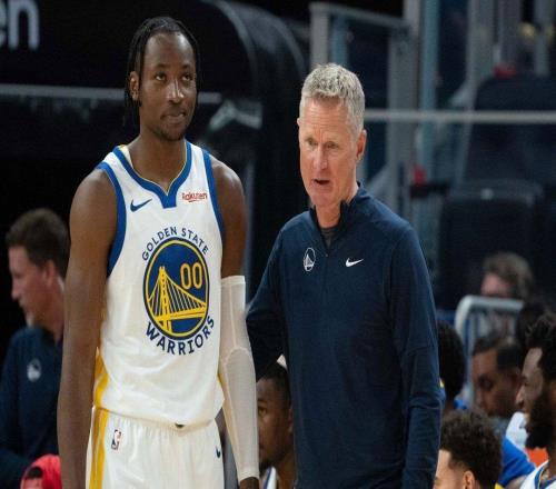 勇士队主教练科尔打破沉默，谈及此前对乔纳森库明加的冷遇