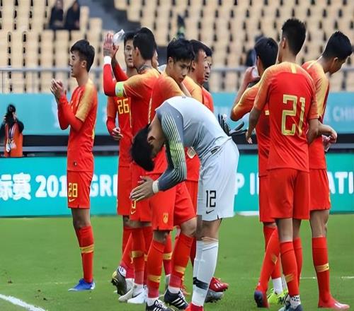 喜讯！两位U17男足主力本赛季亮相中超，球迷希望他俩首秀就进球