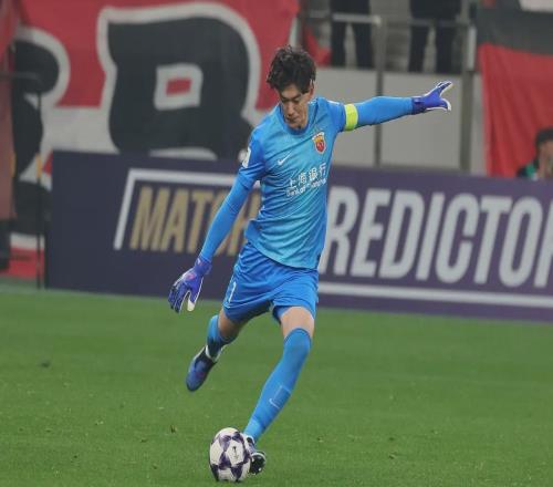 8轮4分！颜骏凌10扑难救主，海港亚冠垫底能否代表中超的沉沦