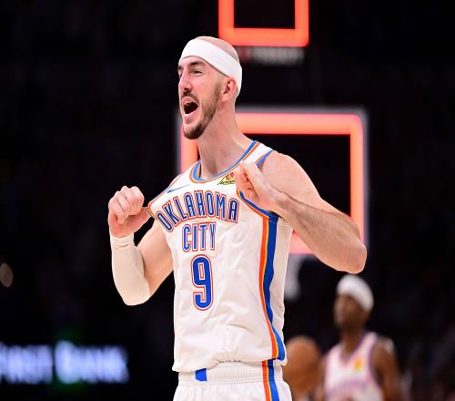 雷霆缩减开支，卡鲁索或离队，昔日防守悍将或重返紫金军团