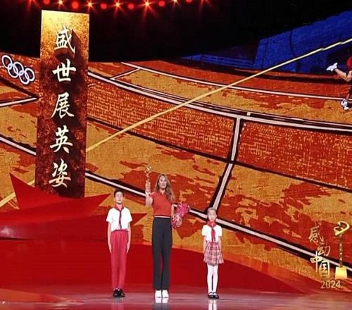 黑马逼辛纳打抢七，兹维咬牙完赛，辛卡决迎第14季，小郭进决赛
