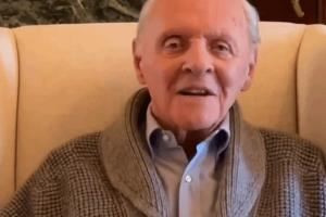 "汉尼拔"安东尼霍普金斯庆祝戒酒50年88岁精神抖擞