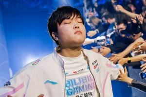 真要上涵艺：“新上单Wenbo明天好好打！”