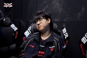 JDG分享战胜AL赛后返图：胜利是最好的生日礼物