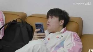 结束了豆瓣发帖：Bin后面还是要继续打的BLG买Viper没花很多钱