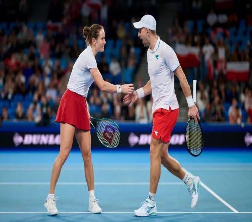 C位是个火烈鸟泳圈！三进决赛，波兰队联合杯终夺冠