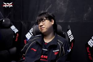 LPL新生代上单代表xiaoxu本赛段状态拉满多项数据位列上游完爆Bin