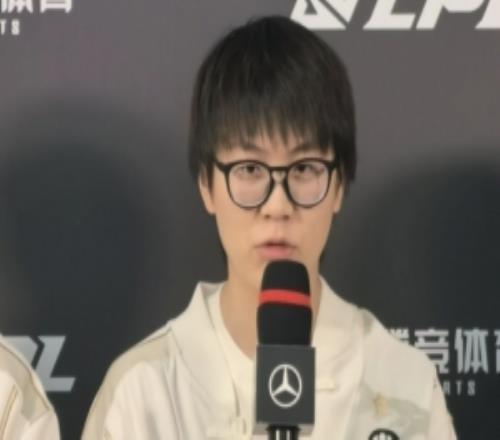 Meiko：我们会等打野刷完后一起集合做事！