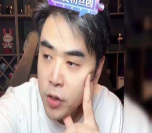 JDG我救不了没那本事！朱开：换卓哥又如何白费力气浪费钱
