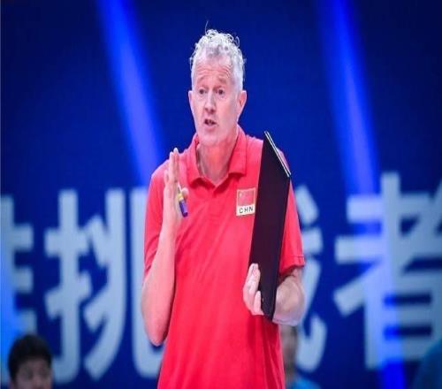 中国男排主帅海宁现身全运会，称需建立不同于女排的培养体系