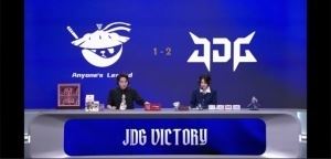 AL粉丝怒斥不敌JDG：tabu跑是对的，三条线的个人实力太差了