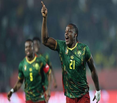 体坛联播王楚钦男单排名年终第一，孙颖莎“霸榜”180周