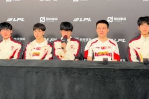 jiejie：和大家磨合时间不长但都是很好的人相信后面越打越好