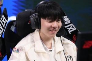 IG分享选手赛前调试返图：首战加油，冲！