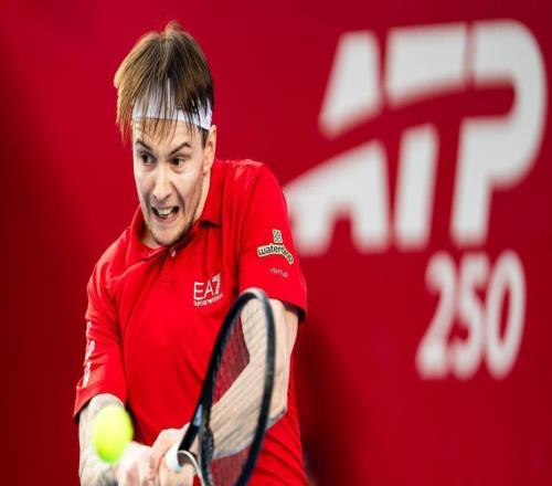 布勃利克凭一己之力颠覆亚洲男网，郑钦文报名阿布扎比引发热议