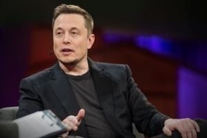 稳坐世界第一富豪宝座！马斯克身价近8000亿美元