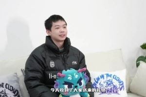 LNG发布sheer生日开箱VLOG：误入哆啦世界一起来看看生日开箱！