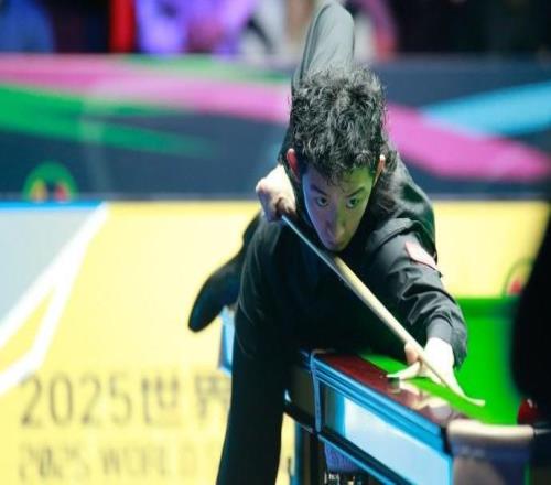 夺生涯首冠！吴宜泽106击败希金斯加冕斯诺克国锦赛冠军