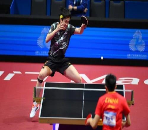 王楚钦获全运会乒乓球男单铜牌