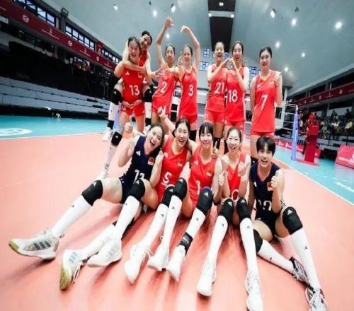 【完胜美国】中国队五连胜晋级U21女排世锦赛16强