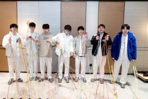 IG分享选手拍摄花絮：祝大家2026新年快乐，年年顺遂，久伴长欢