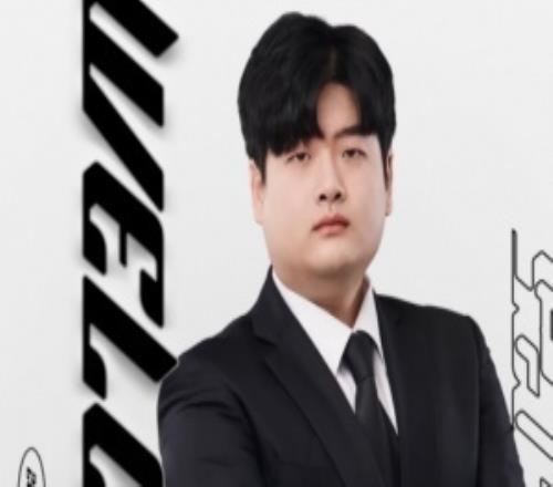 直接签三年！韩媒爆料：Ryu将从2026起连续3年担任GEN监督