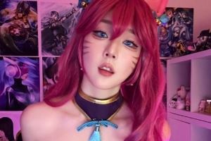 英文流解说Kitty晒COS照：最爱的阿狸