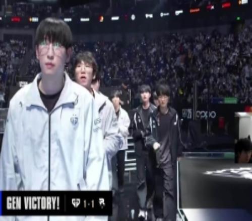 wayward：TES打T1四六开吧不好赢如果赢了T1夺冠几率五成！