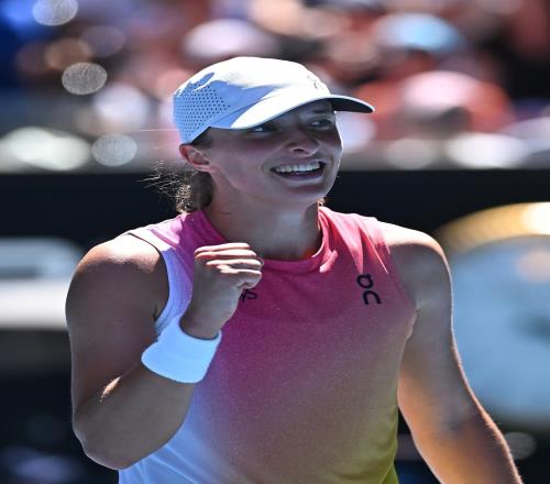 从西班牙到沙特，接连吃蛋，2025，斯瓦泰克吞蛋竟有四次