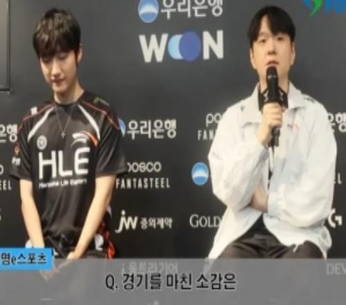 Peanut：团战结束后Zeus说传送位置落在了墙后，很惊慌
