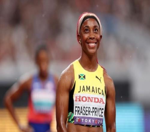 女子4x100米接力：美国队41秒75夺冠，杰斐逊伍登加冕三金王