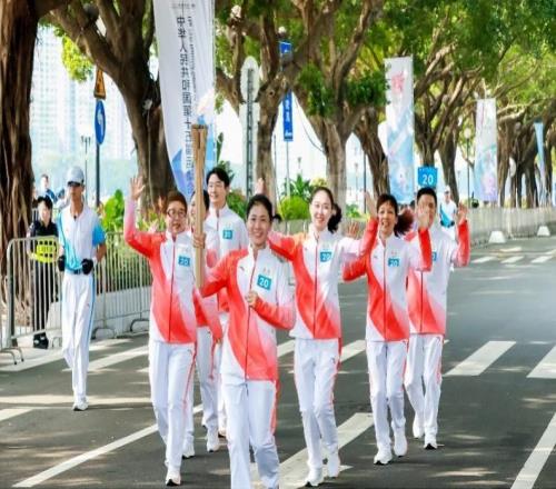 十五运外来工火炬手：把广州的包容和务实传递给更多人