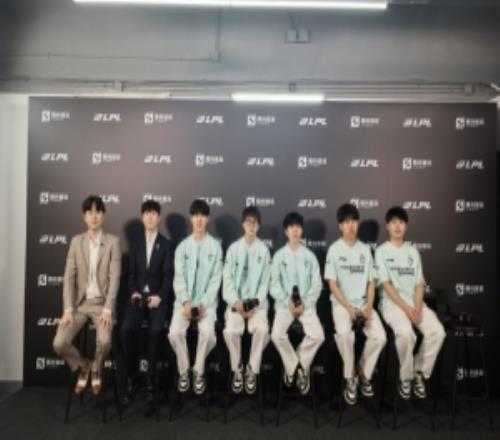 iG赛后群访教练：今天BP和游戏内容都有不足后面会整理好加油的
