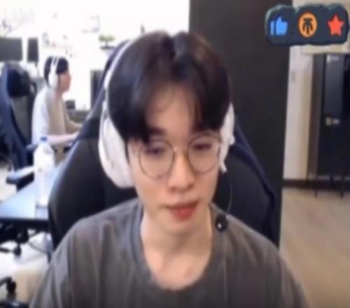 Doggo：感觉T1他们下路还是最强，精神压力大总想咬东西