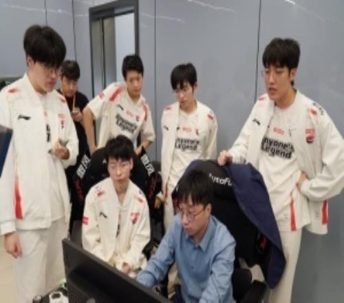 背锅侠！不敌TES无缘亲手晋级S赛AL落败最大原因是
