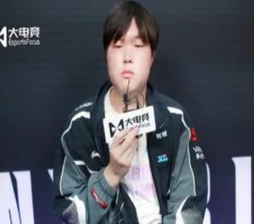 反思自己！Bin：有时候心态就是太不成熟了吧输100T和G2我要担责！