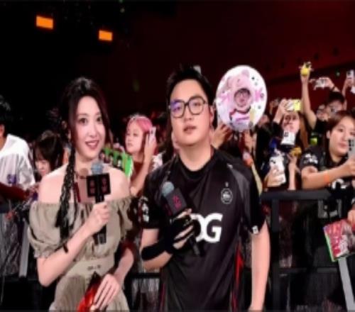 14岁无畏契约超凡发帖表示3年后加入EDG康康回应：有梦想是好事