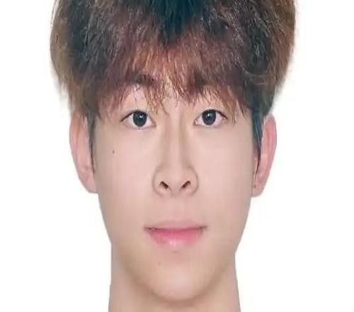 全国田径冠军赛男子400米：许鑫龙46秒40夺冠，艾力西尔银牌