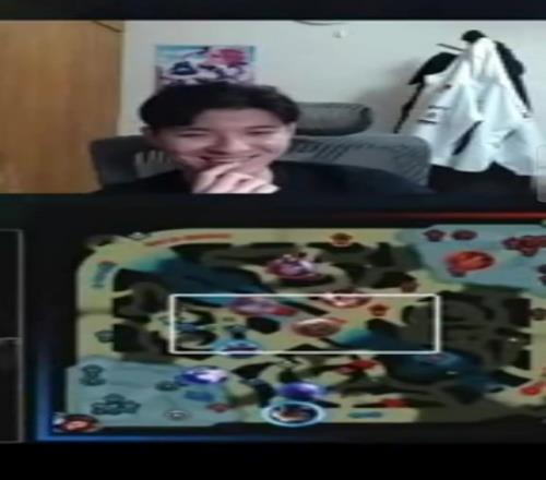 Doggo：UP时期一直让我选滑板鞋那些垃圾英雄打野15分钟就开送