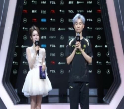 Doinb：对目前的表现还算满意目标依旧是拿到组内前二