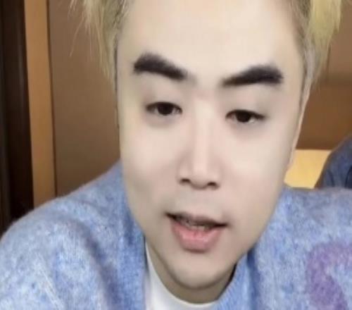 这都能留队吗朱开直播爆料：BLG.ON确认留队左手还没定BLG没中野