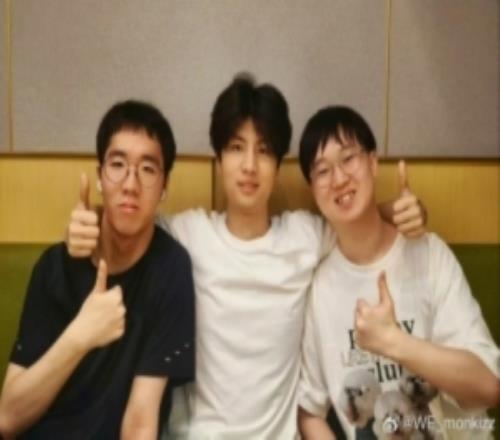 涵义转发Monki赛后发文并回复网友：Monki转会费上千万都买不到