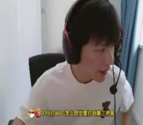 BLG乱鲨不了iG！H4cker：BLG如果一直换打野那管理层不是二B吗