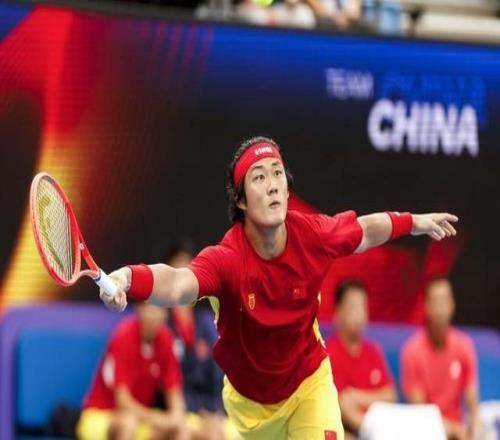 开门红！网球联合杯中国队逆转战胜比利时队