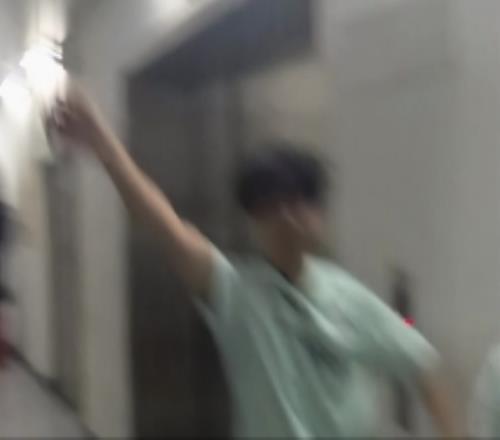 群魔乱舞IG发布赛后选手现状：21战胜BLG，胜利之舞！