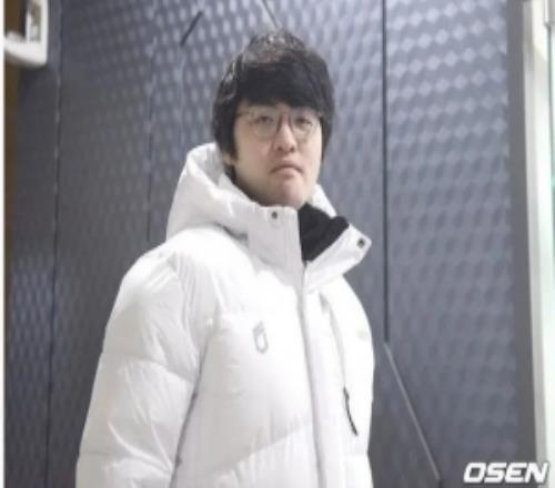 Ggoong教练：最期待Pyosik，新赛季将延续进攻性打法