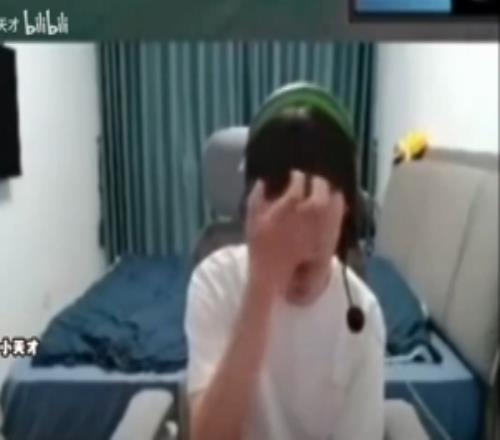 cryin：Hang来滔搏挺正常的了跟哥哥打过的辅助没有说哥哥不好的
